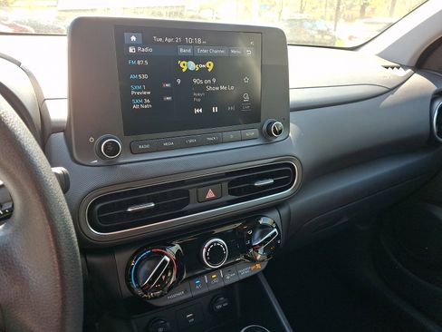 Used 2023 Hyundai Kona SEL AWD/4WD image 23