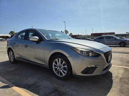 Used 2016 MAZDA MAZDA3 i Sport w/ Preferred Equipment Package image 7