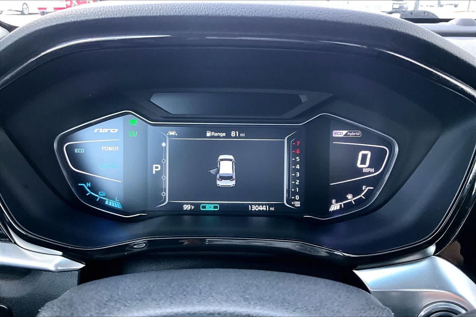 Used 2020 Kia Niro Touring FWD image 26