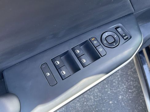 Used 2025 Kia K4 GT-Line FWD image 13