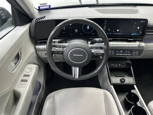 Used 2024 Hyundai Kona Limited FWD image 25
