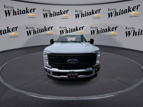 Used 2023 Ford F250 XL w/ XL Chrome Package image 3