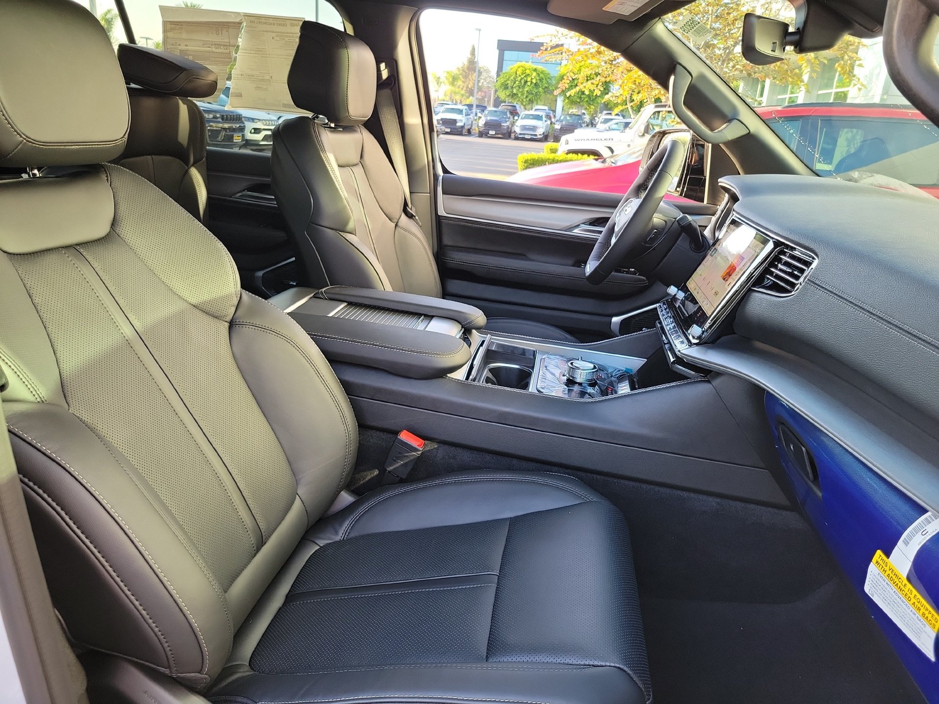 New 2026 Jeep Grand Wagoneer L 4WD image 16