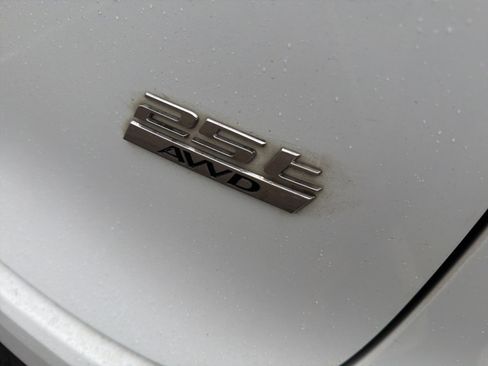 Used 2020 Jaguar F-PACE Prestige image 4