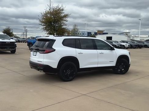 New 2026 GMC Acadia Elevation w/ Black Edition FWD image 8