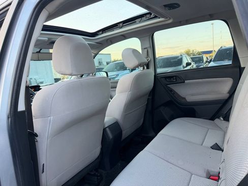 Used 2018 Subaru Forester 2.5i Premium w/ All-Weather Package AWD/4WD image 6