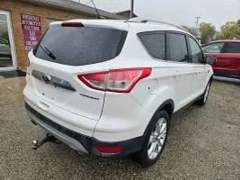 Used 2016 Ford Escape Titanium image 8