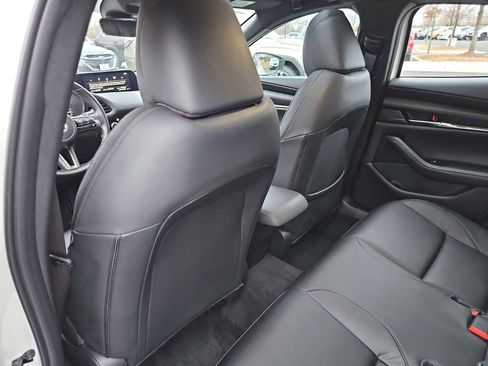 Used 2024 MAZDA MAZDA3 s image 18