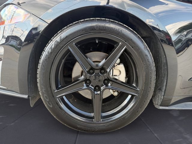 Used 2020 Ford Mustang Coupe RWD image 14