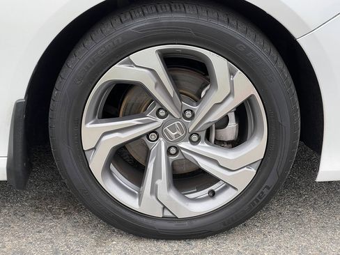 Used 2018 Honda Accord EX-L image 33