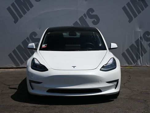 Used 2022 Tesla Model 3 RWD image 2