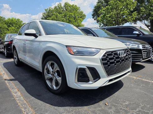 Used 2022 Audi Q5 2.0T Premium Plus w/ Premium Plus Package AWD/4WD image 4