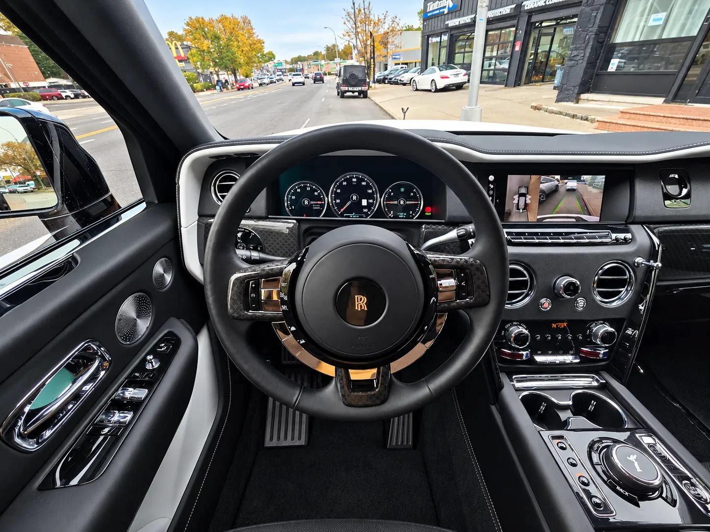 Used 2020 Rolls-Royce Cullinan Black Badge AWD/4WD image 59