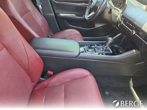 Used 2023 MAZDA MAZDA3 s FWD image 31