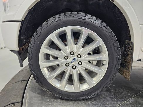 Used 2019 Ford F150 Limited w/ Trailer Tow Package image 11