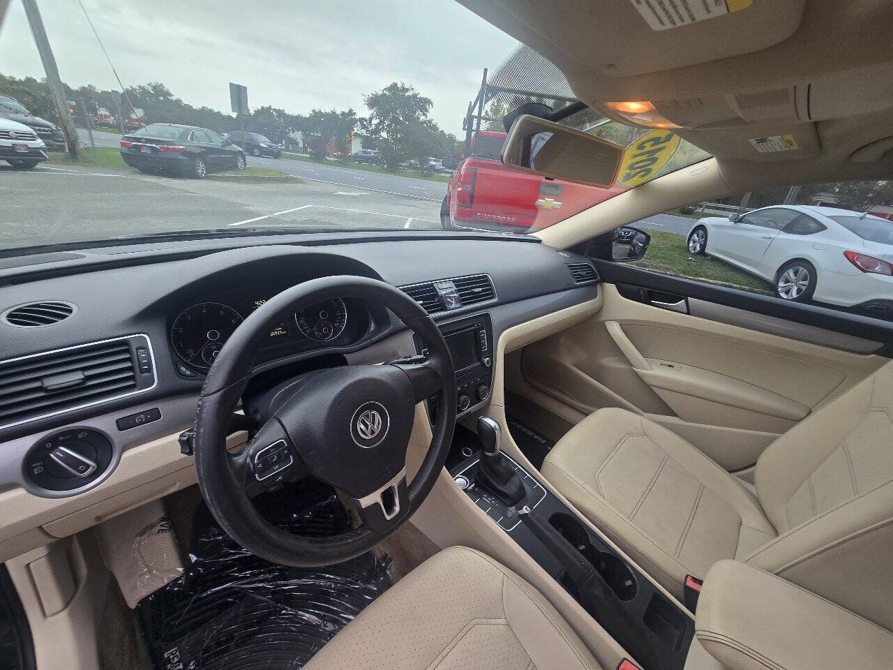 Used 2015 Volkswagen Passat 1.8T Limited Edition FWD image 19