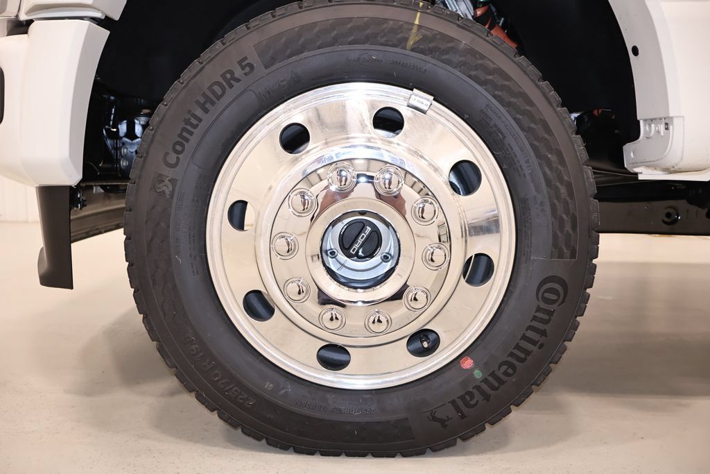 New 2026 Ford F450 Platinum w/ FX4 Off-Road Package AWD/4WD image 41