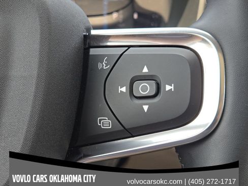Used 2026 Volvo XC40 B5 Plus w/ Protection Package Premier AWD/4WD image 31