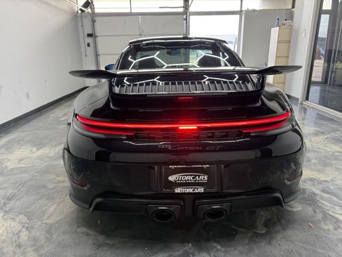 Used 2025 Porsche 911 Carrera GTS RWD image 4
