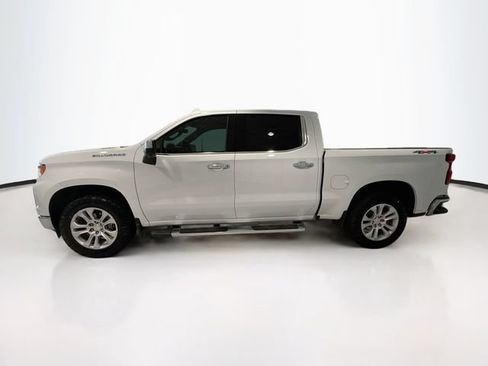 Used 2023 Chevrolet Silverado 1500 LTZ AWD/4WD image 4