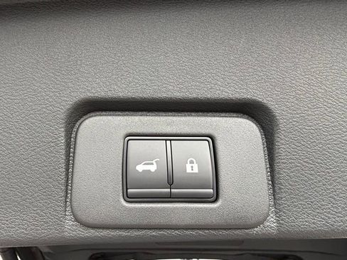 New 2026 Nissan Rogue Platinum w/ Platinum Premium Package image 18