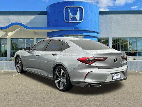 Used 2024 Acura TLX w/ Technology Package image 4