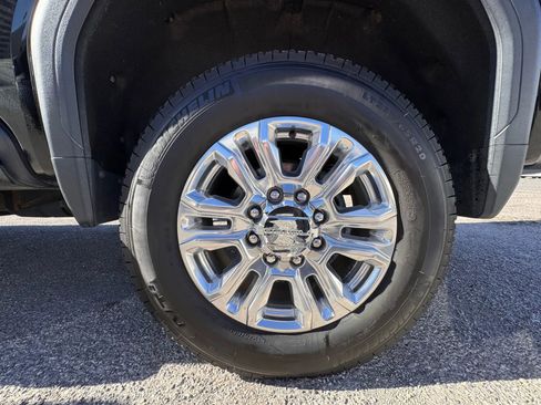 Used 2020 GMC Sierra 2500 Denali w/ Denali Ultimate Package image 8