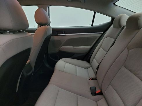 Used 2019 Hyundai Elantra SEL image 18