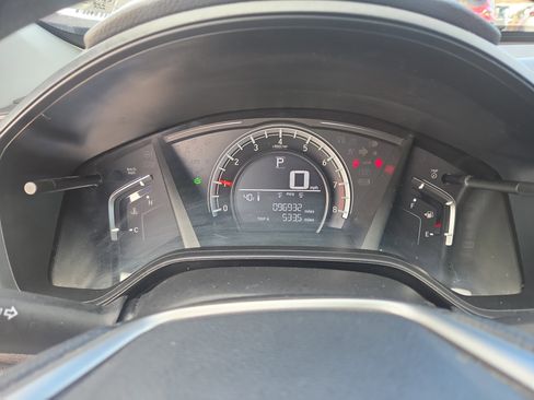 Used 2019 Honda CR-V LX image 23