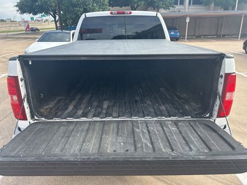 Used 2009 Chevrolet Silverado 1500 LT w/ Power Pack Plus AWD/4WD image 14