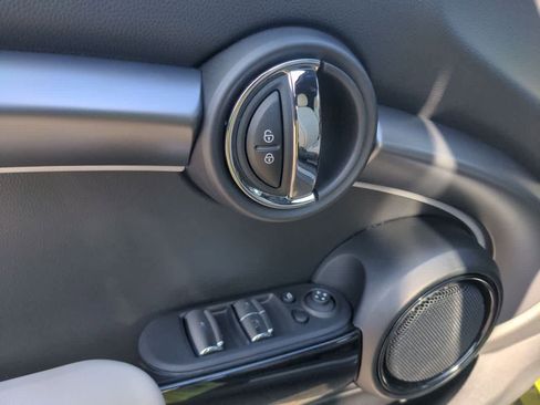 Certified 2023 MINI Cooper S w/ Signature Upholstery Package image 16