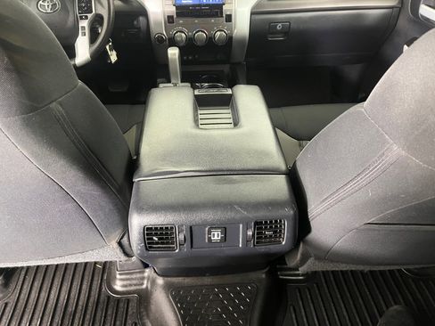 Used 2020 Toyota Tundra SR5 image 36