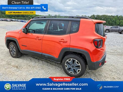 Used 2015 Jeep Renegade Trailhawk w/ Premium Leather Group AWD/4WD image 3