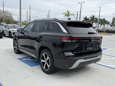 New 2026 Volkswagen Tiguan SE image 5