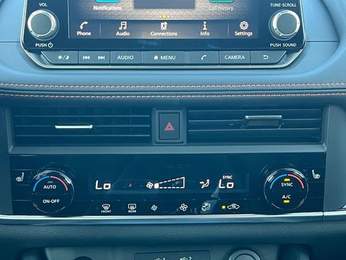 New 2026 Nissan Rogue SV image 4