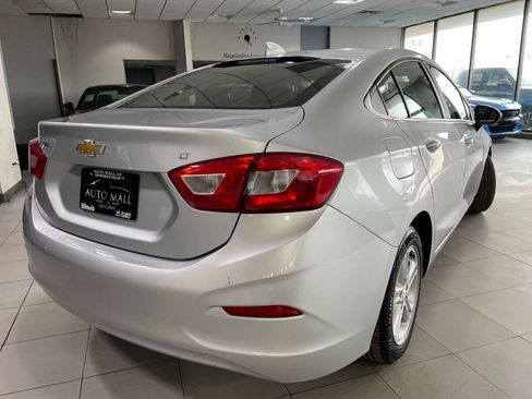 Used 2018 Chevrolet Cruze LT image 7