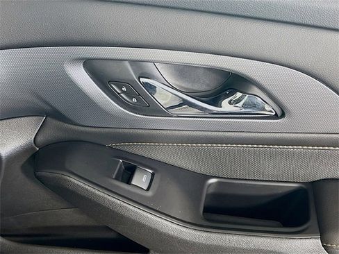 Used 2018 Chevrolet Traverse Premier w/ Driver Confidence II Package image 31