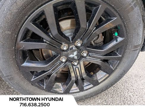 Used 2019 Mitsubishi Outlander Sport LE AWD/4WD image 34