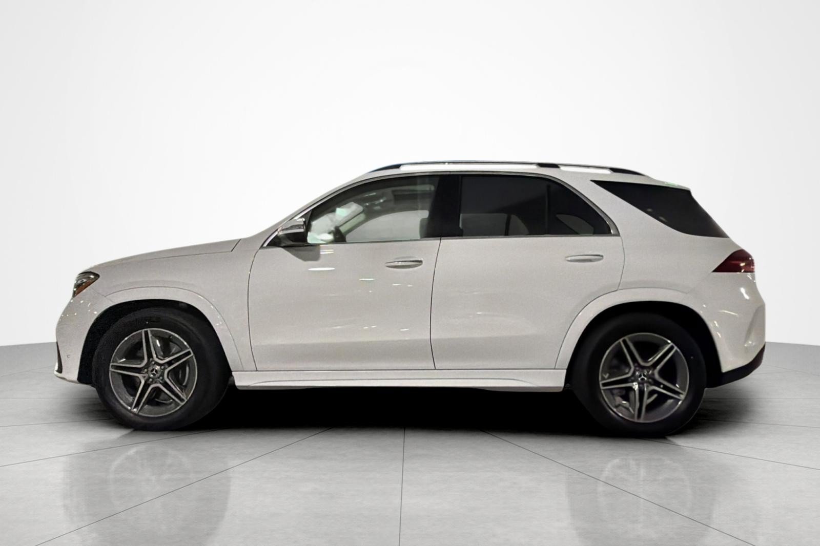 New 2026 Mercedes-Benz GLE 450 4MATIC image 2