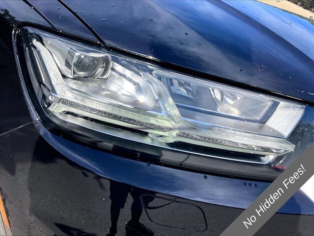 Used 2018 Audi Q7 3.0T Prestige AWD/4WD image 26
