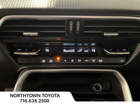 Used 2024 MAZDA CX-90 3.3 Turbo w/ Select Package image 14