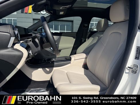 Used 2024 Mercedes-Benz CLA 250 4MATIC image 8