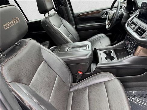 Used 2022 Chevrolet Tahoe High Country w/ Premium Package AWD/4WD image 20