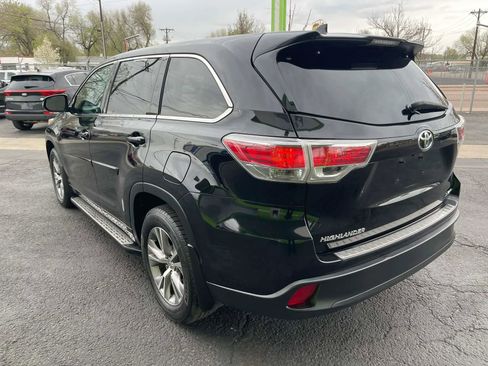 Used 2015 Toyota Highlander Plus AWD/4WD image 6