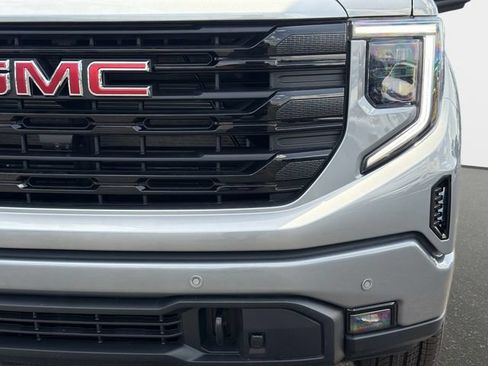 New 2026 GMC Sierra 1500 Elevation w/ Elevation Premium Package AWD/4WD image 9