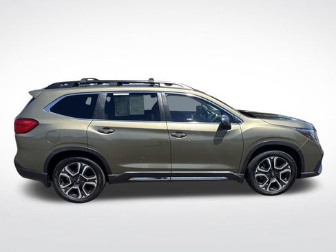 Used 2023 Subaru Ascent Limited w/ Technology Package AWD/4WD image 8