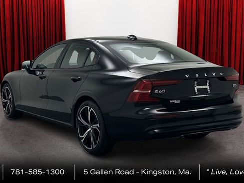 Used 2024 Volvo S60 B5 Plus w/ Climate Package image 7