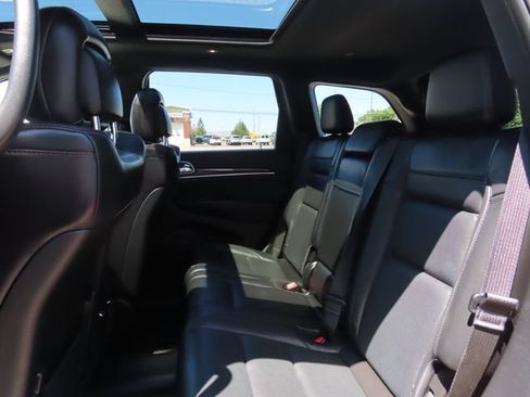 Used 2018 Jeep Grand Cherokee Trailhawk w/ Trailhawk Luxury Group AWD/4WD image 25