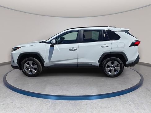 Used 2023 Toyota RAV4 XLE AWD/4WD image 9