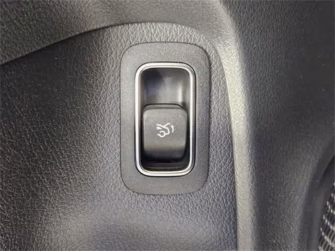 Certified 2025 Mercedes-Benz CLA 250 4MATIC image 36